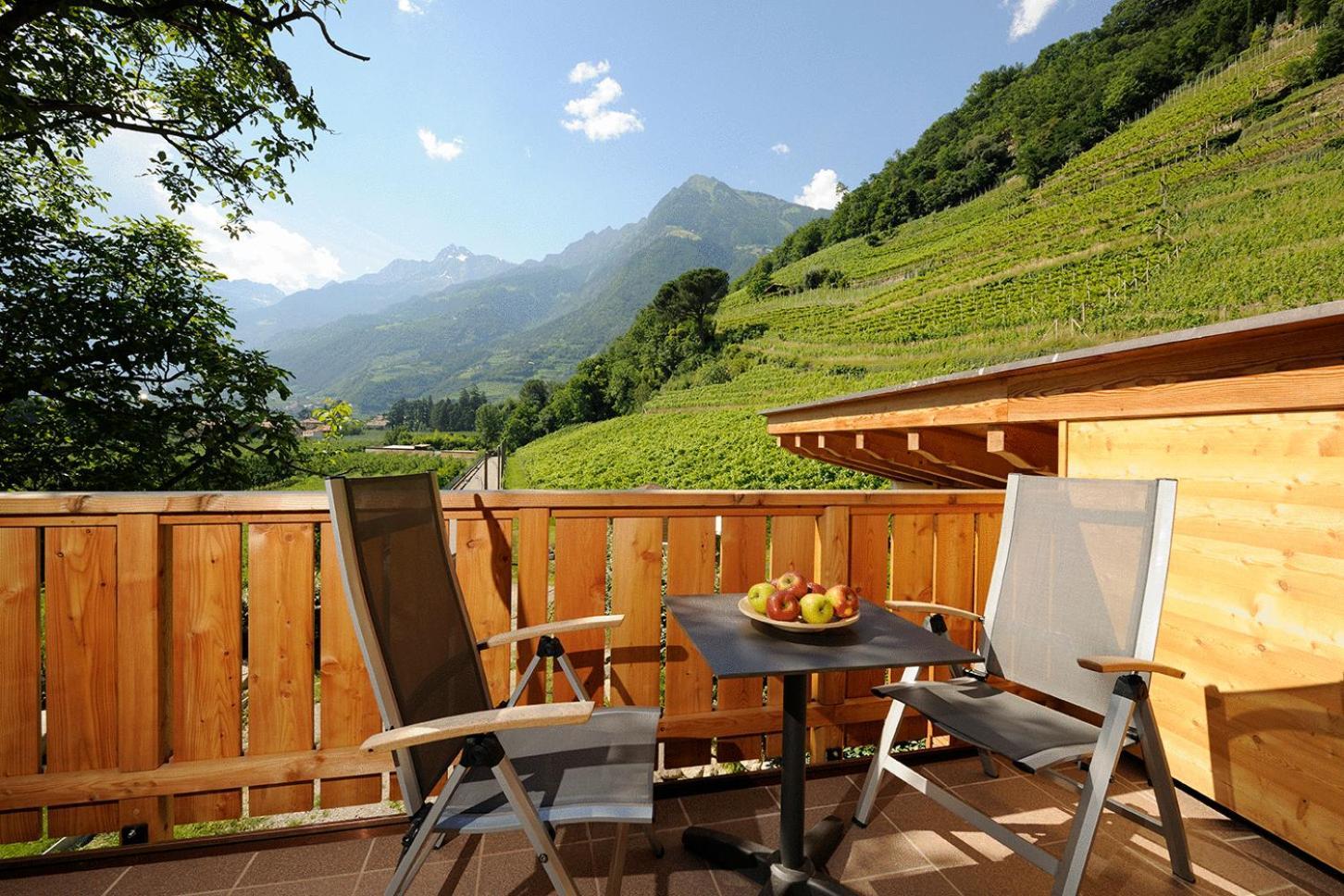 Hotel Garni Partaneshof Merano Exterior photo